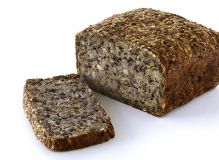 PAN DE GRANO SIN HARINA CON QUINOA S/L 500GR